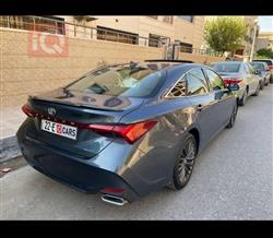 تويوتا أفالون